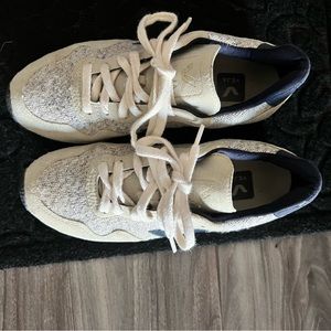 Veja Women’s Vintage Sneakers - US Size 7